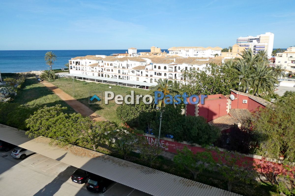 Appartement en bord de mer, urbanisation Playa Grande