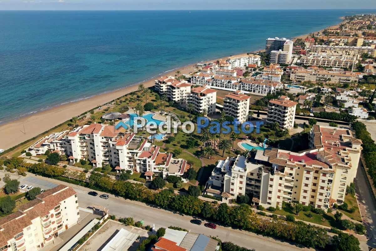 Appartement en bord de mer, urbanisation Playa Grande