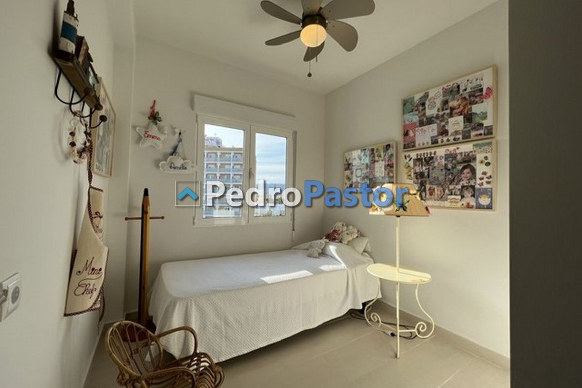 Apartamento 4 dormitorios en Playa del Arenal, Jávea